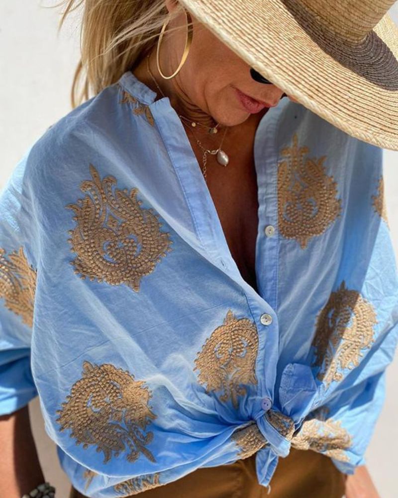 Lina – Blouse met sierlijke borduursels