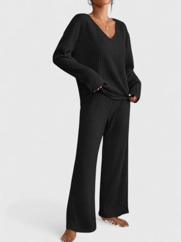 Angeline™ Comfortabele Set | V-hals Trui en Brede Ribbroek
