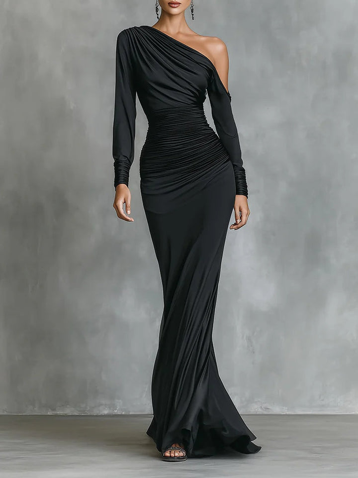 Célina™ | Zwarte Satijnen One-Shoulder Maxi Jurk